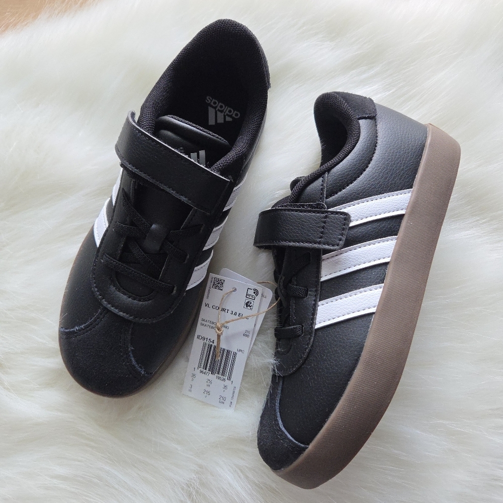 NIB Adidas VL Court 3.0 Kids Skateboarding Shoes | Black White